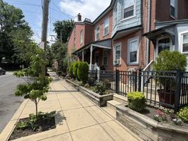 featured image of 1637 Haworth St #C