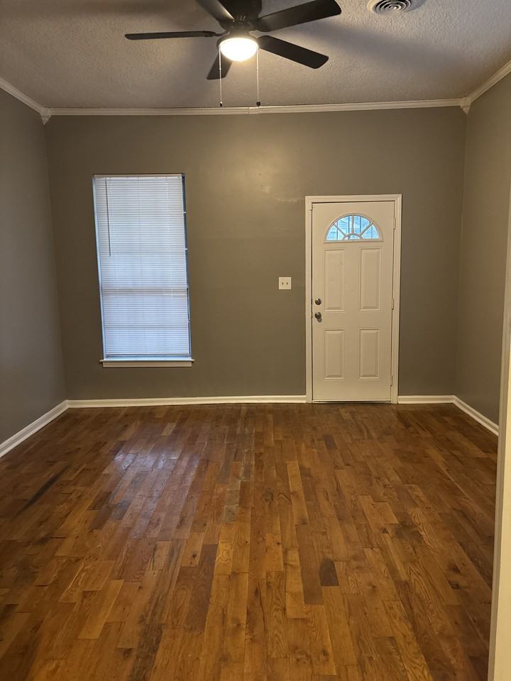 1014 Philadelphia St #1 - Photo 2 of 29