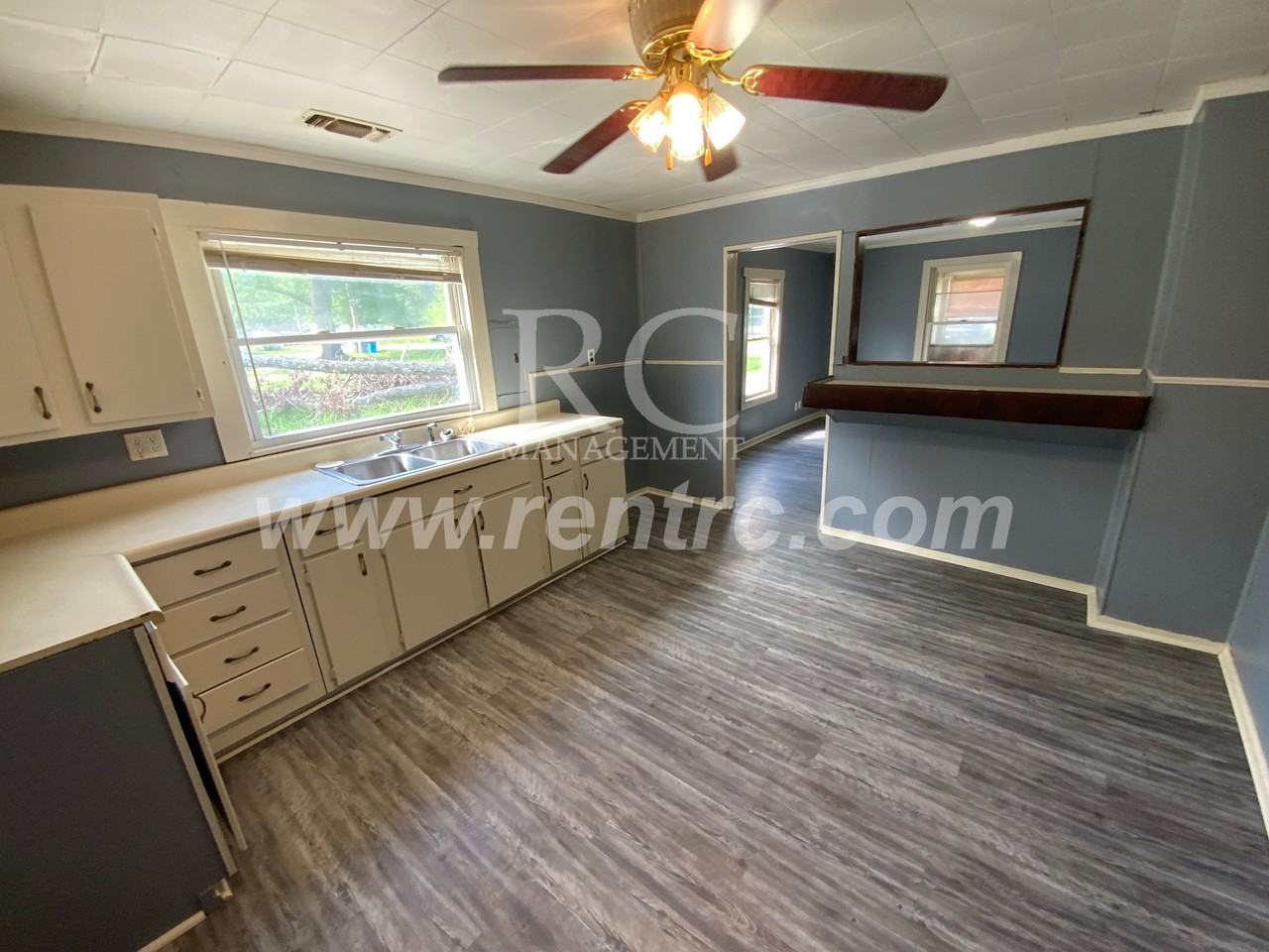 117 Vance Ln - Photo 2 of 16