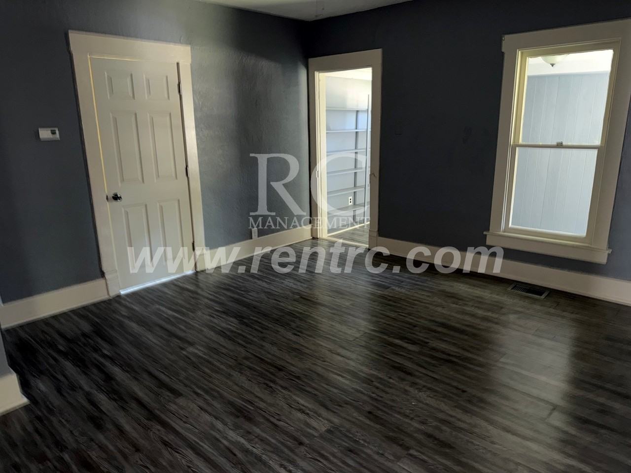 309 W Washington St - Photo 7 of 13