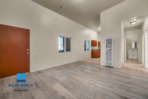 featured image of 5869 S Figueroa St #3
