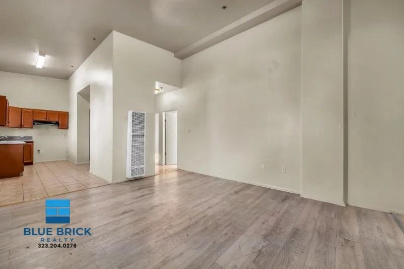 5869 S Figueroa St #3S8 - Photo 7 of 20