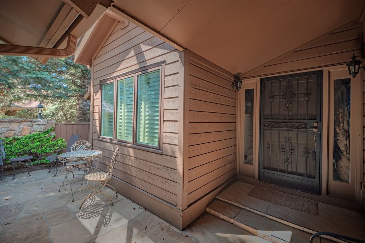 3570 Camels Ridge Ln - Photo 5 of 36
