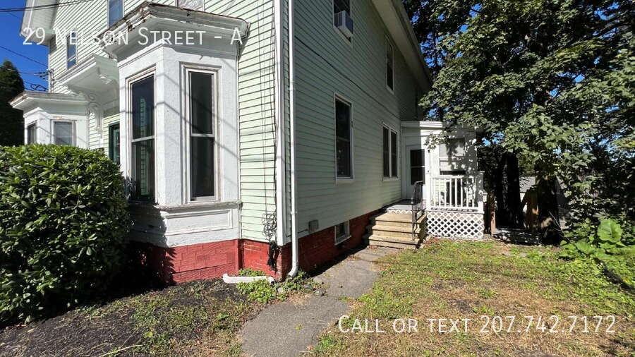 29 Nelson St #A - Photo 3 of 16