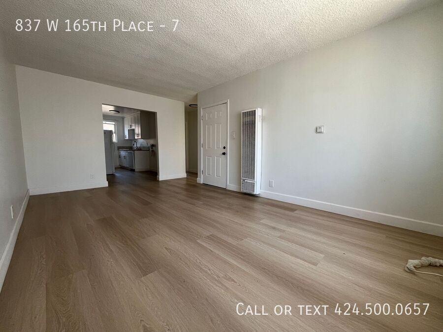 837 W 165th Pl #7 - Photo 4 of 27