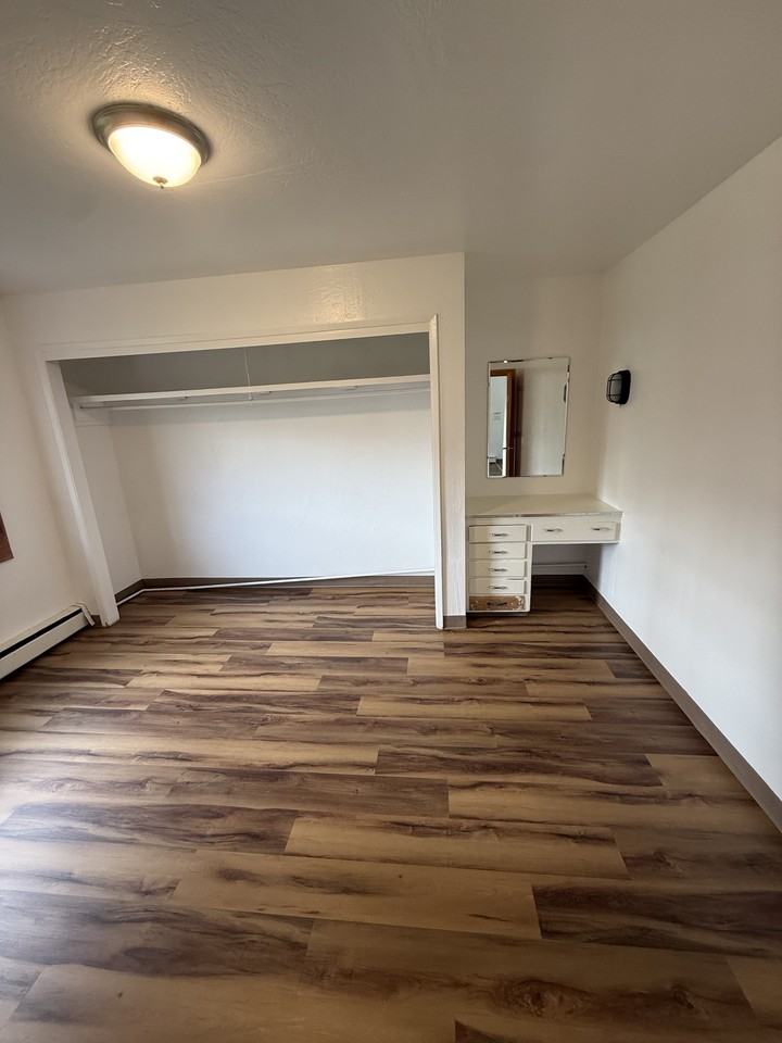 827 17th Ave #144 - Photo 6 of 12