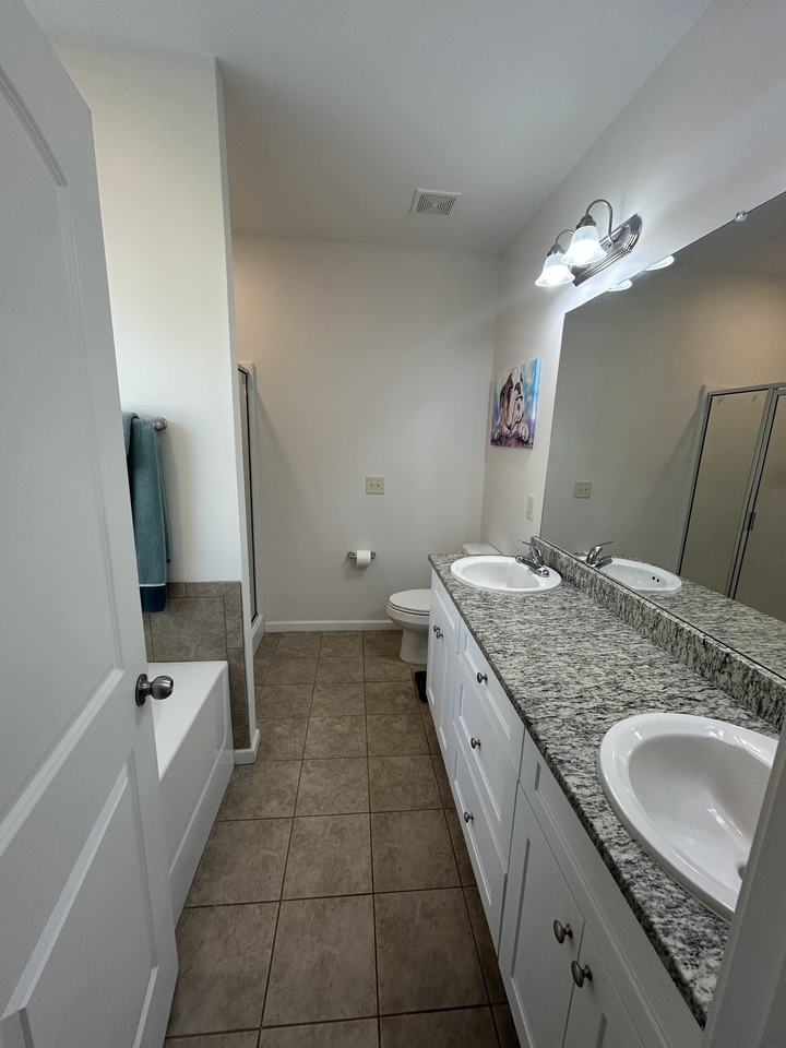 74 Nottingham Way - Photo 2 of 9