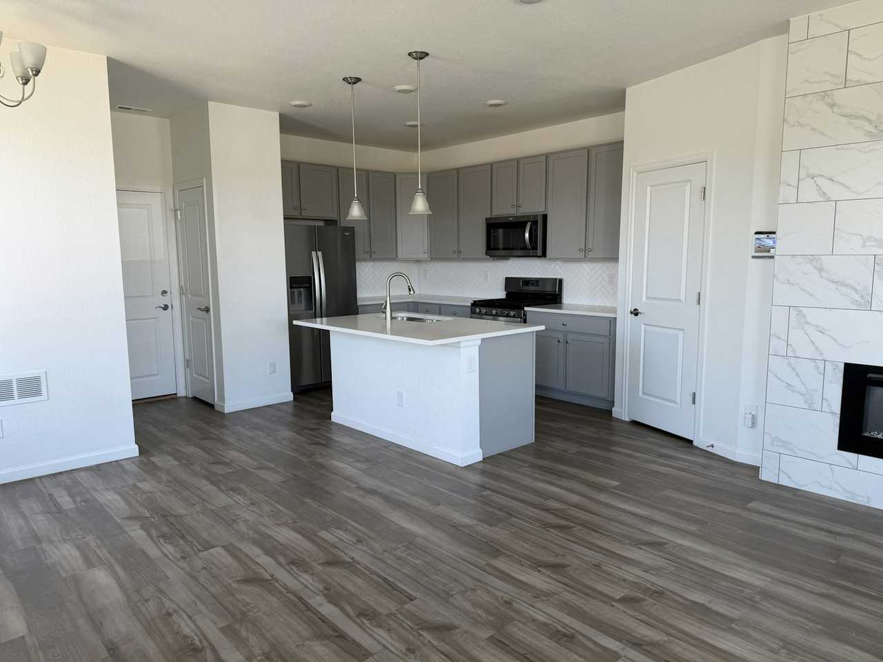 1940 South Poplar Court - Photo 6 of 25