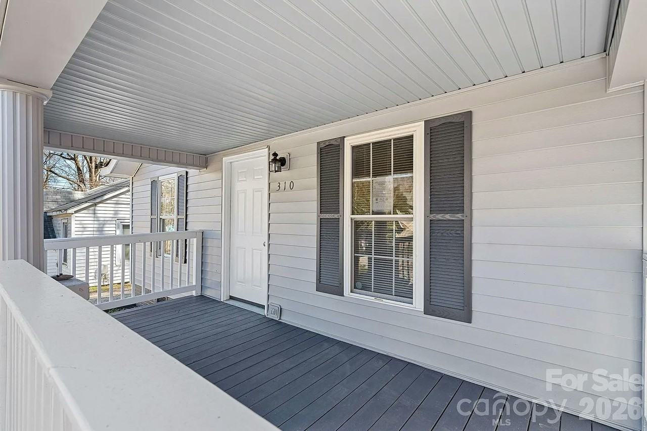 310 Pineview St - Photo 3 of 8