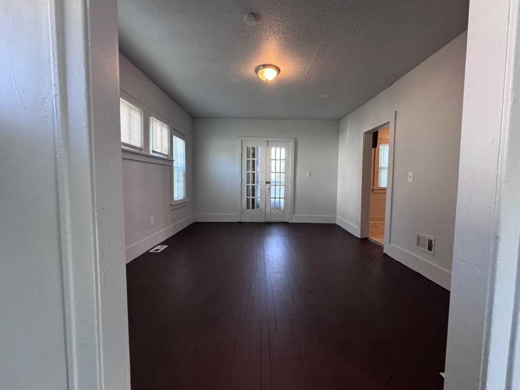 2474 Fullerton St #1 - Photo 4 of 11