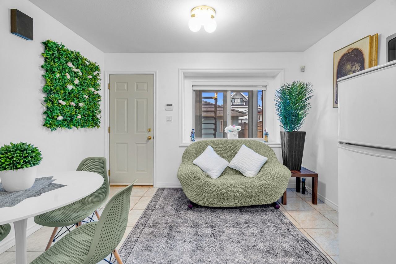 2925 East 4th Avenue #101 - Photo 7 of 29