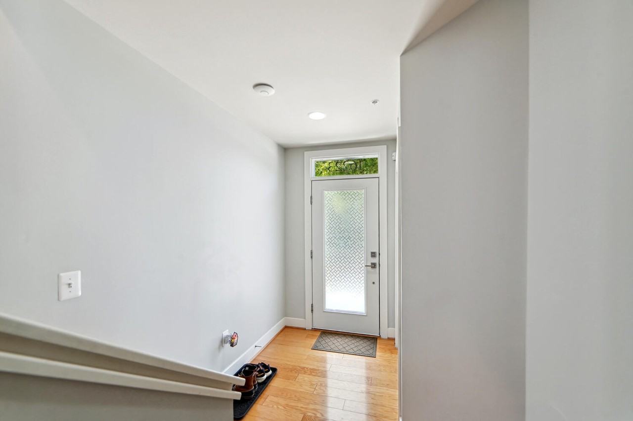 16223 Decker Pl #1 - Photo 6 of 35