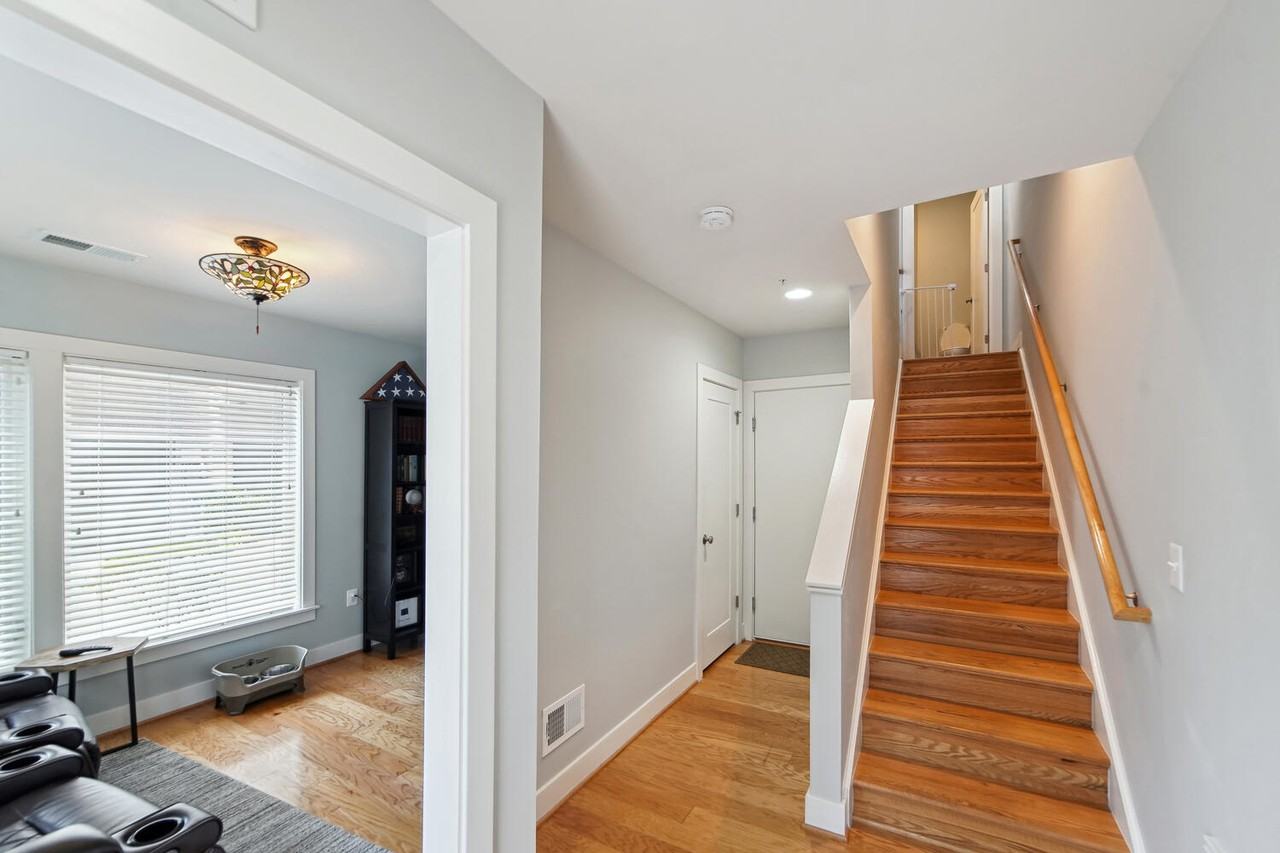 16223 Decker Pl #1 - Photo 7 of 35