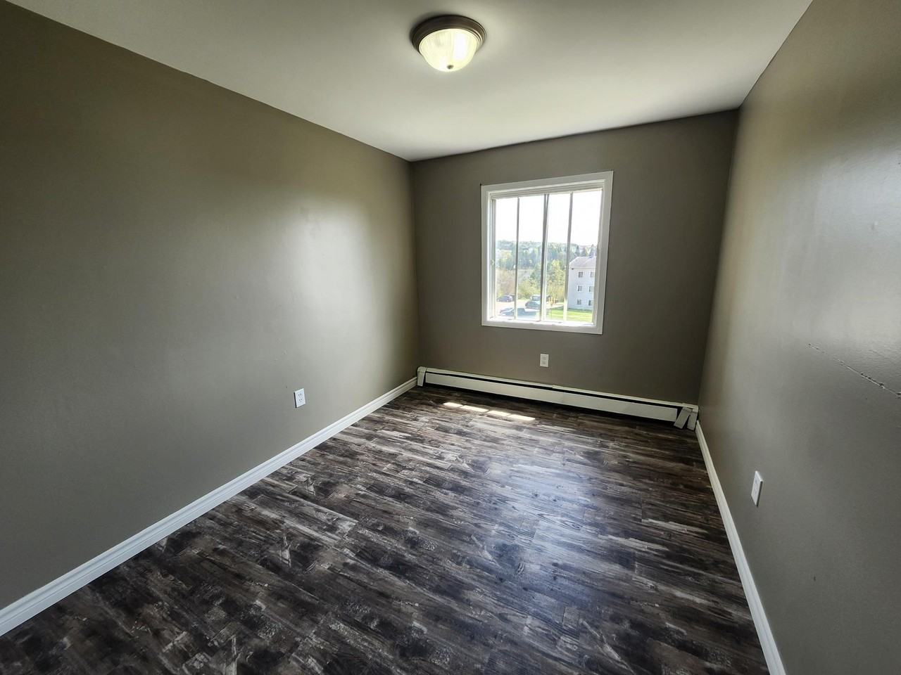 7 Roxbury Dr #6 - Photo 6 of 15
