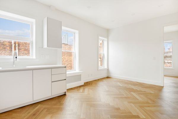 427 Dean Street #3 - Photo 5 of 7