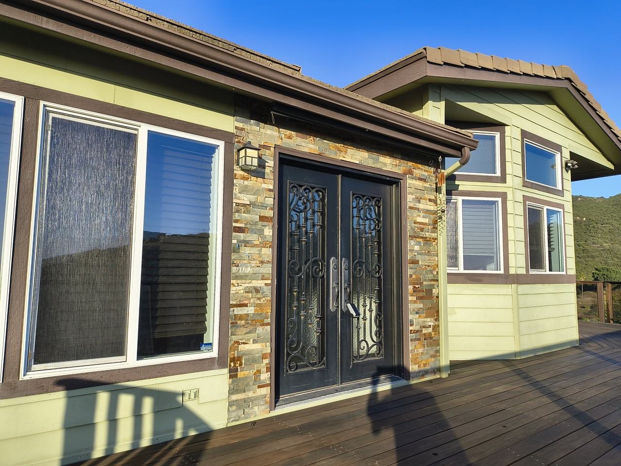 2828 La Cresta Rd #1 - Photo 2 of 50