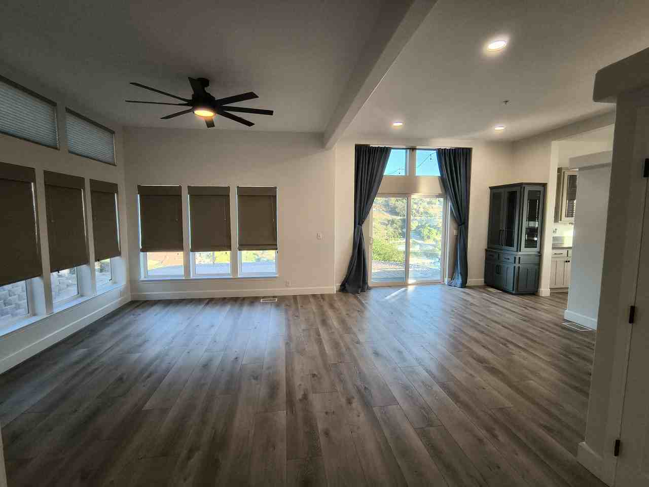 2828 La Cresta Rd #1 - Photo 5 of 50