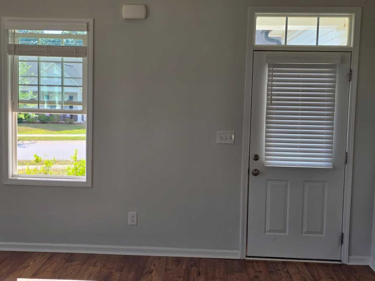 90 Greenview St #1 - Photo 4 of 23