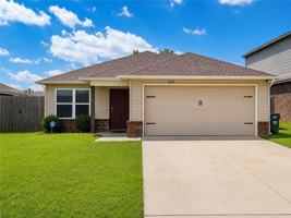 featured image of 1221 S Ivory Bill Ln