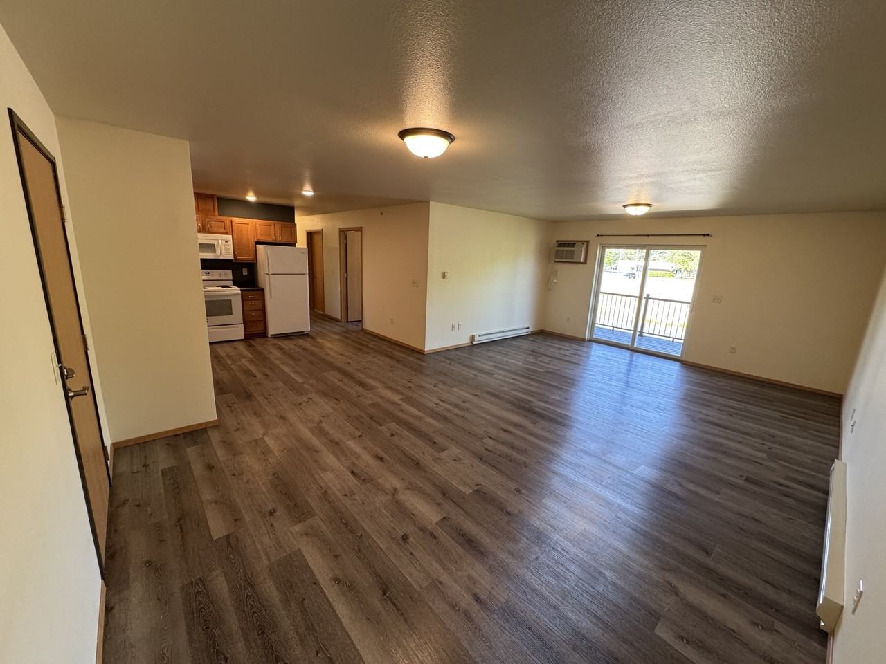 Wilshire Apartment Complex - Photo 2 of 17
