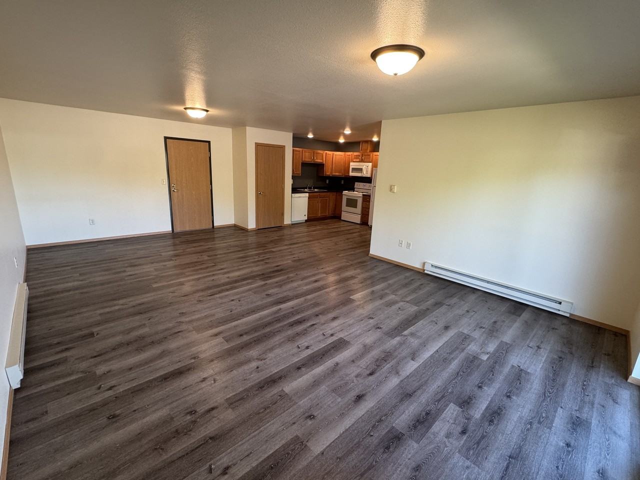 Wilshire Apartment Complex - Photo 4 of 17