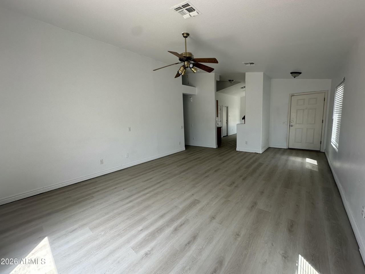 1203 W Kesler Ln - Photo 2 of 7