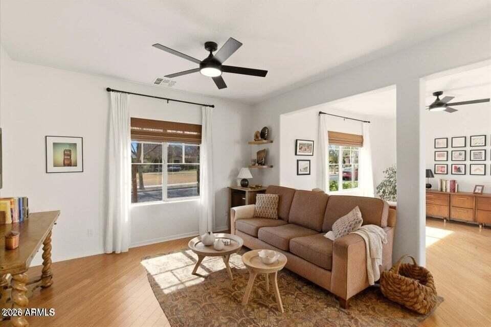 20402 W Shadow St - Photo 5 of 21