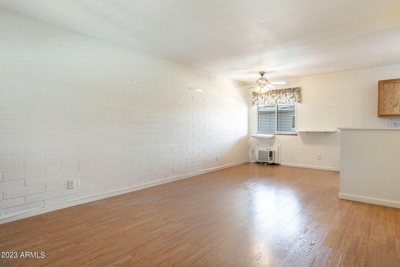 4401 N 12th St #205 - Photo 5 of 20