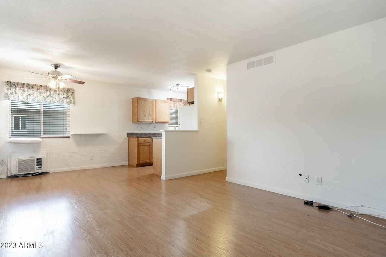 4401 N 12th St #205 - Photo 6 of 20