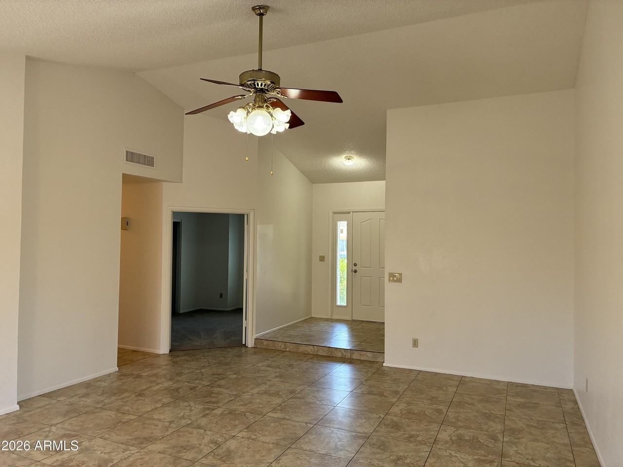10820 W Wagon Wheel Dr - Photo 4 of 38