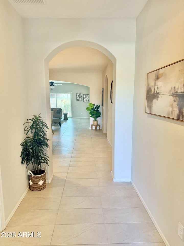 3745 N Astoria Dr - Photo 6 of 40