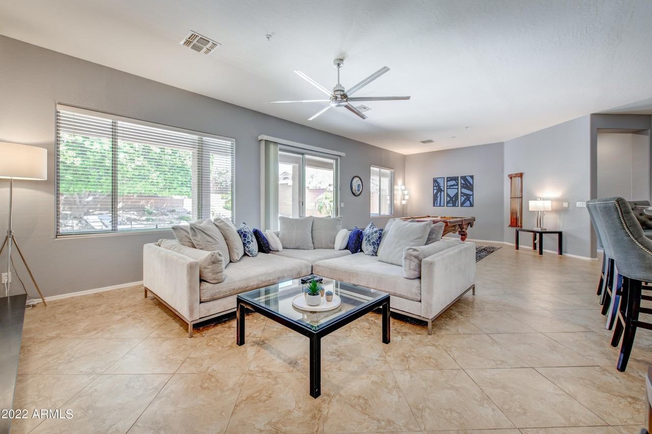 16449 N 103rd Pl - Photo 5 of 33