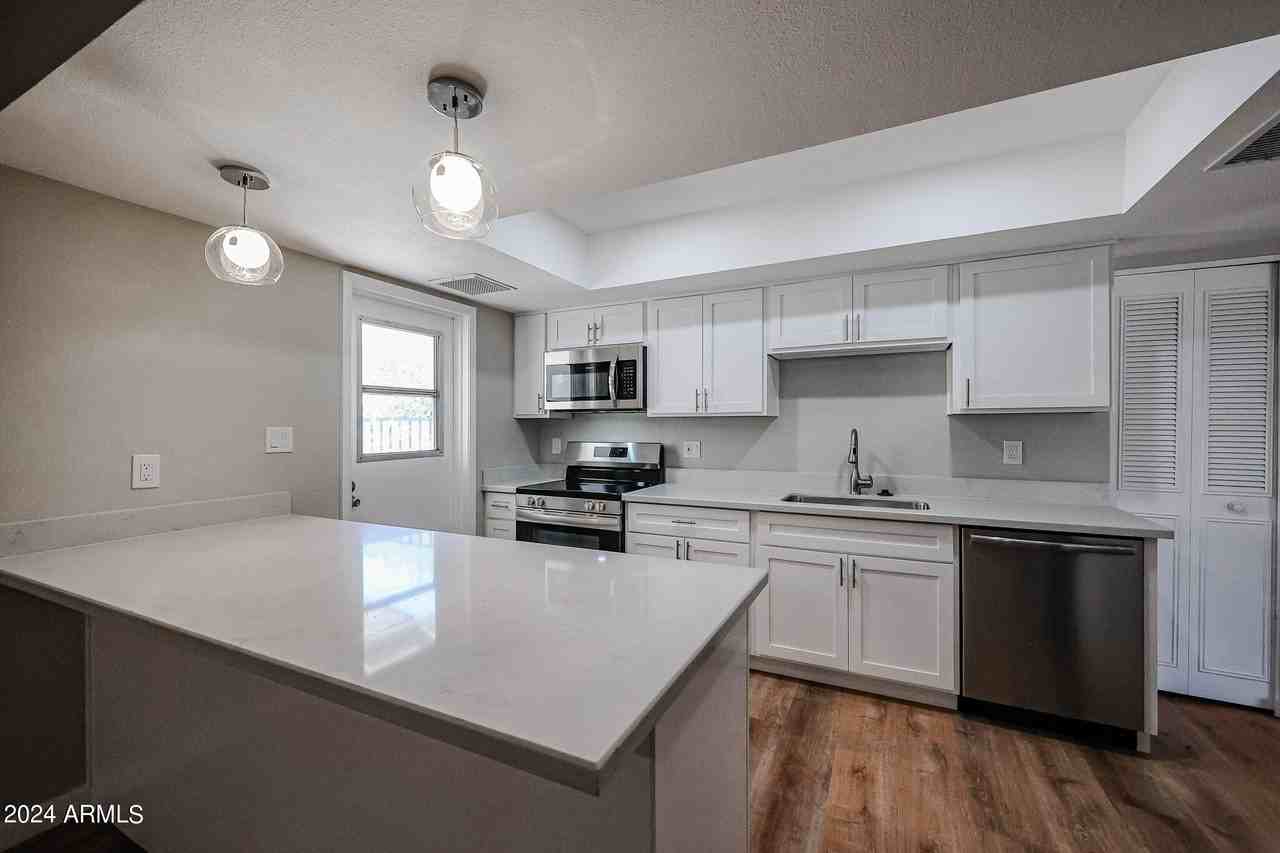 3510 S Juniper St - Photo 5 of 19