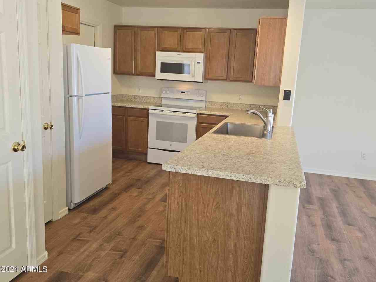 12012 W Rosewood Dr - Photo 7 of 25