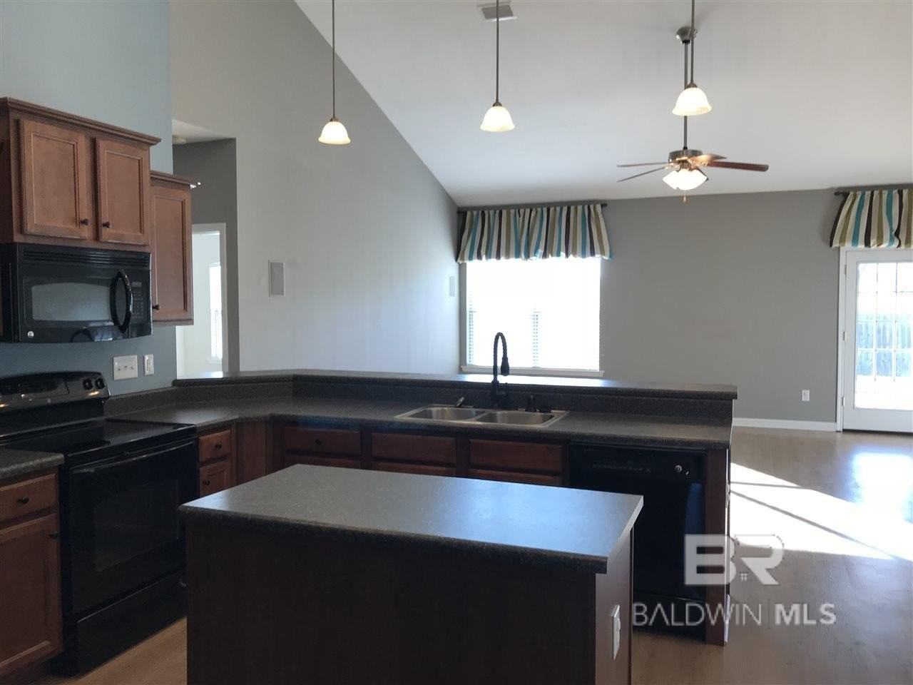24015 Limerick Ln - Photo 5 of 13