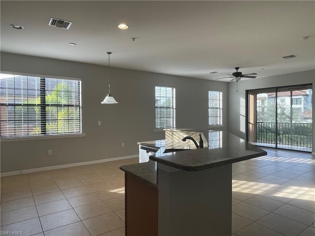 3702 Pino Vista Way Unit 3 - Photo 3 of 32