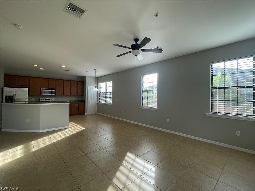3702 Pino Vista Way Unit 3 - Photo 6 of 32