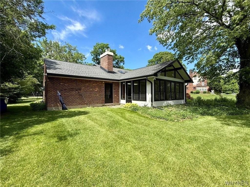 5125 Forest Rd - Photo 3 of 32