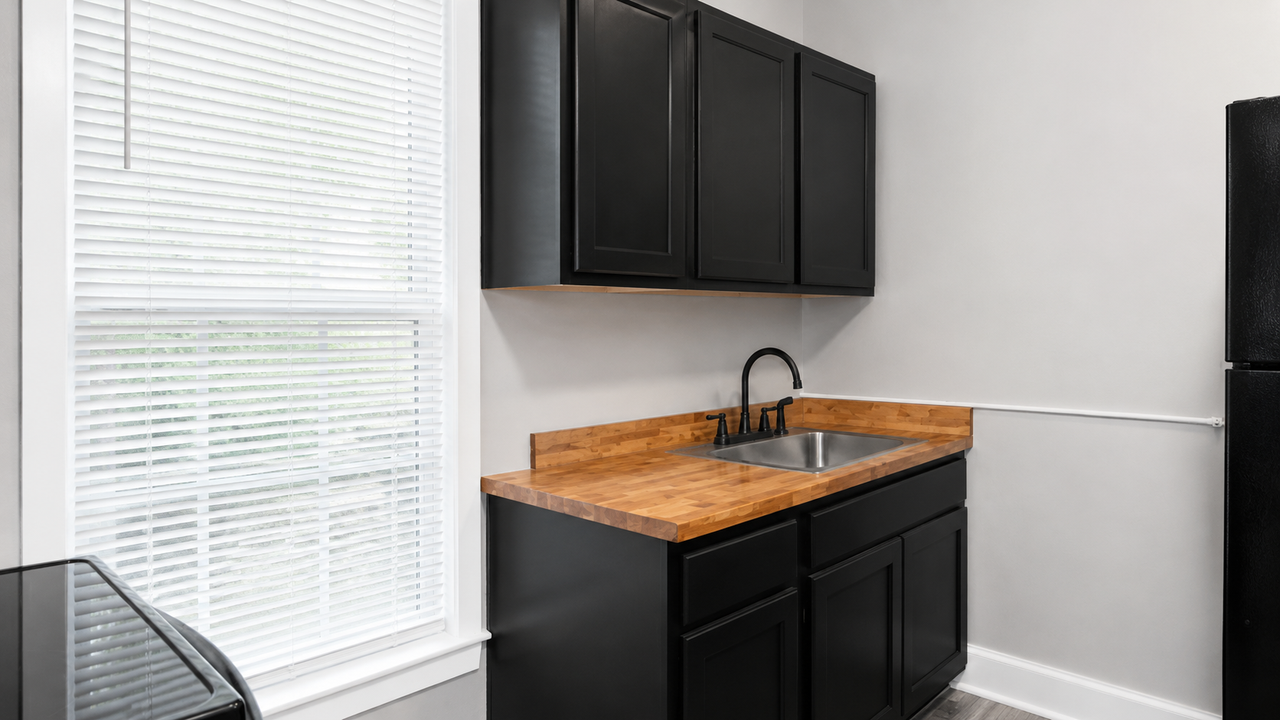 215 South Brazos Street - Photo 3 of 24