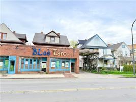 featured image of 936 Monroe Ave