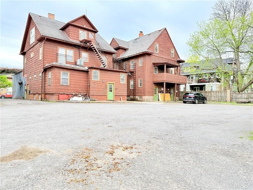 936 Monroe Ave - Photo 3 of 10