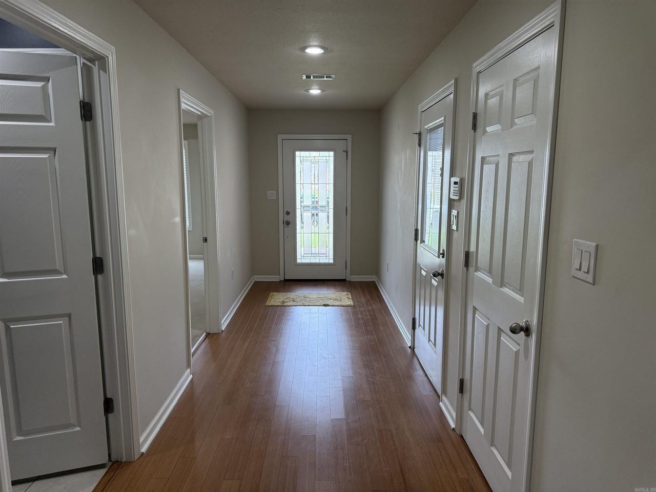 12 Enclave - Photo 3 of 32