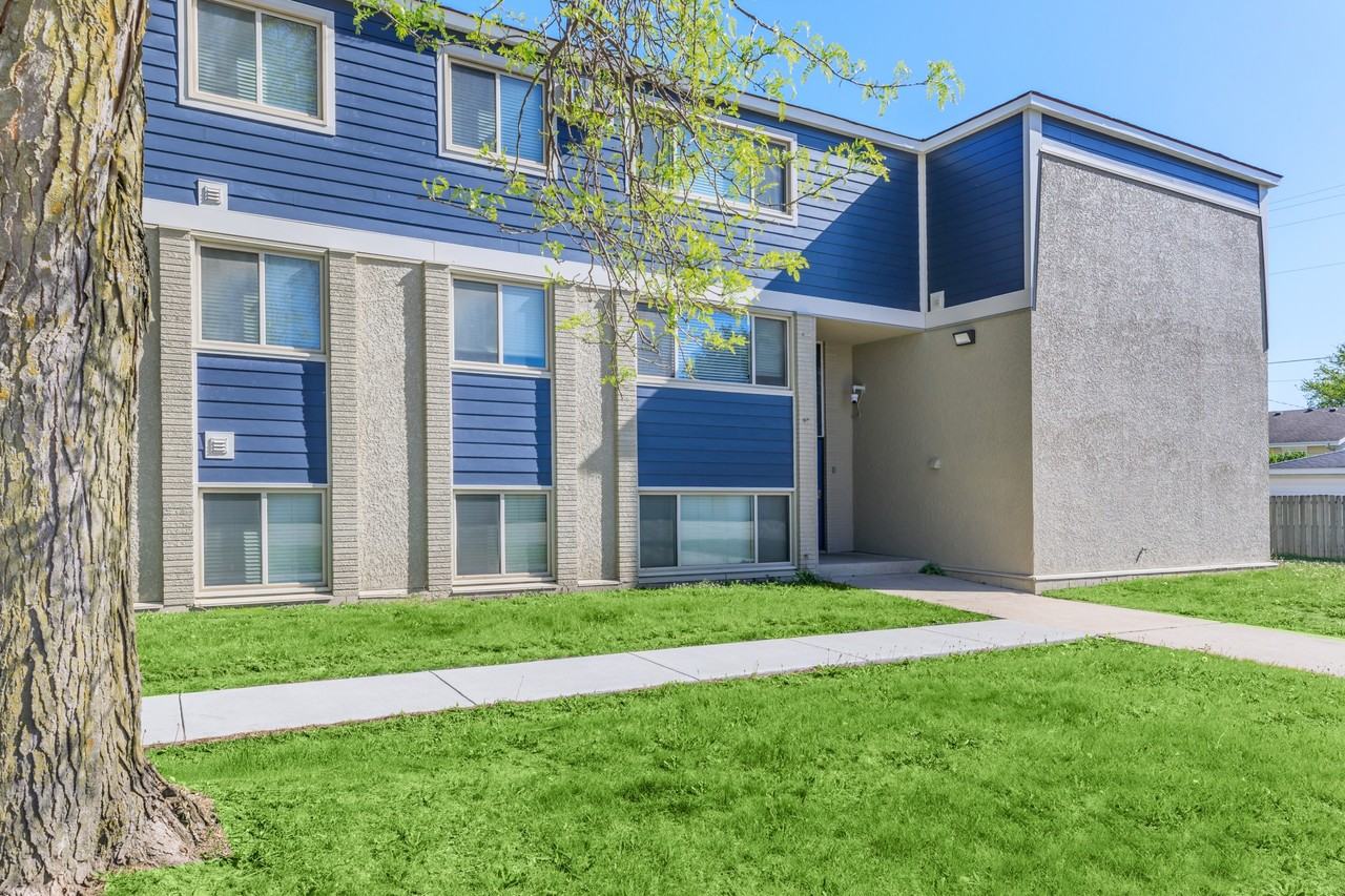 Meadow Park Apartments - Photo 4 of 50