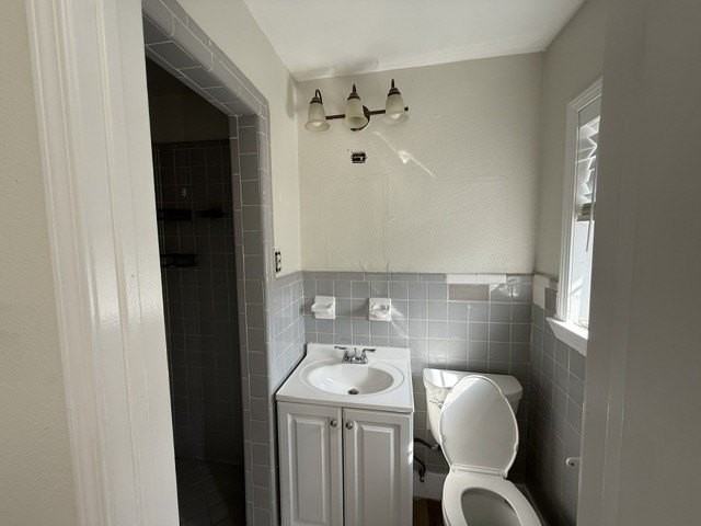 1005 Grant Pl - Photo 7 of 10