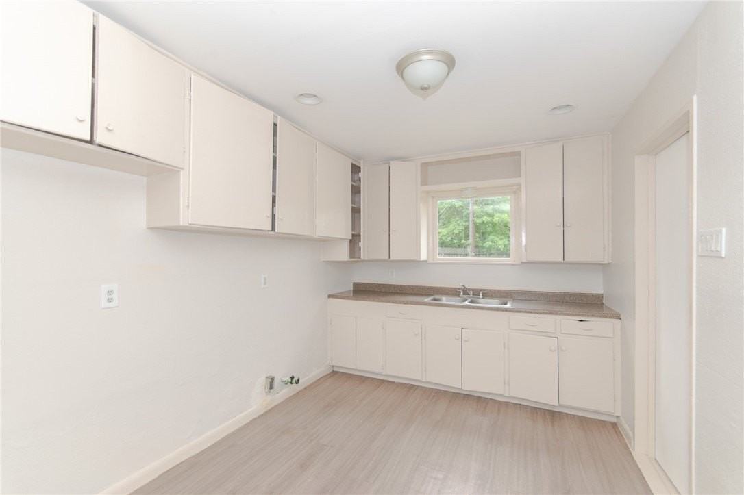 1532 Lazy Ln - Photo 3 of 5