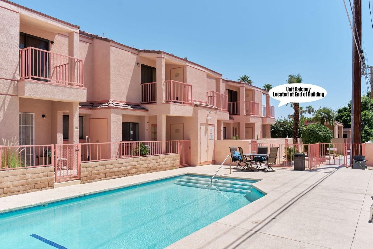 401 E Vista Chino #1