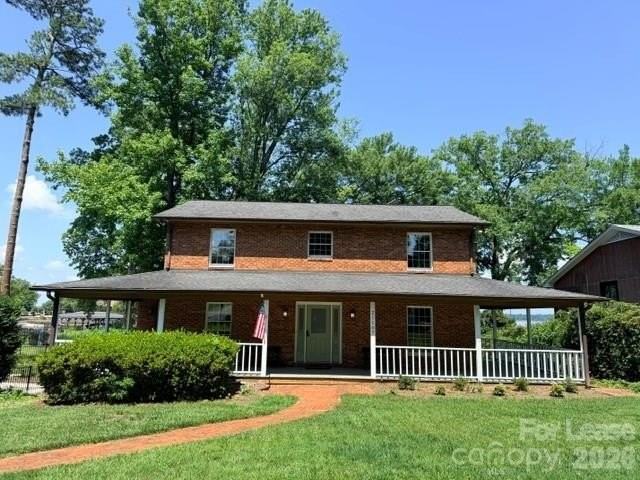 21107 Island Forest Dr - Photo 2 of 43