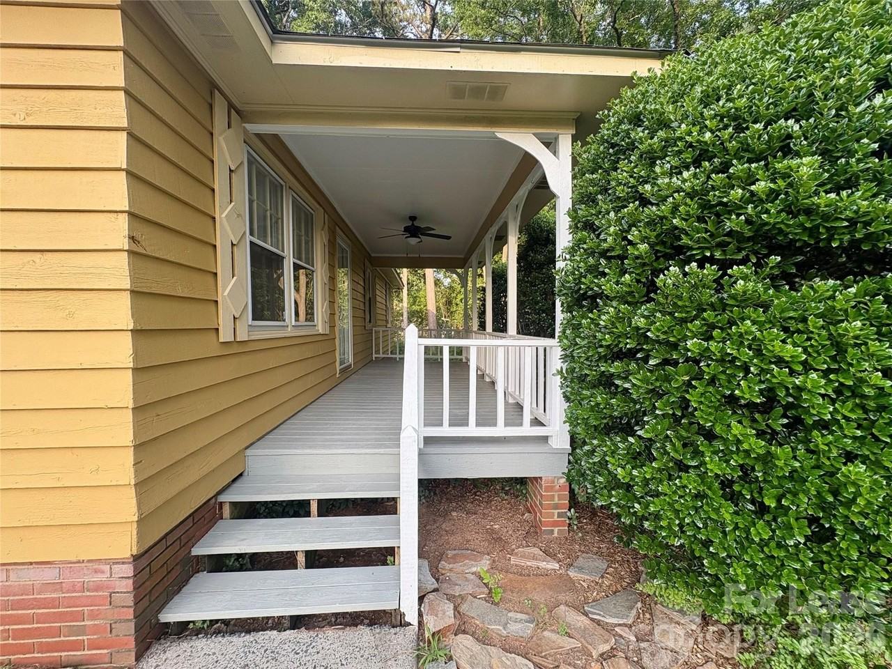 2800 Matoka Trl - Photo 5 of 33
