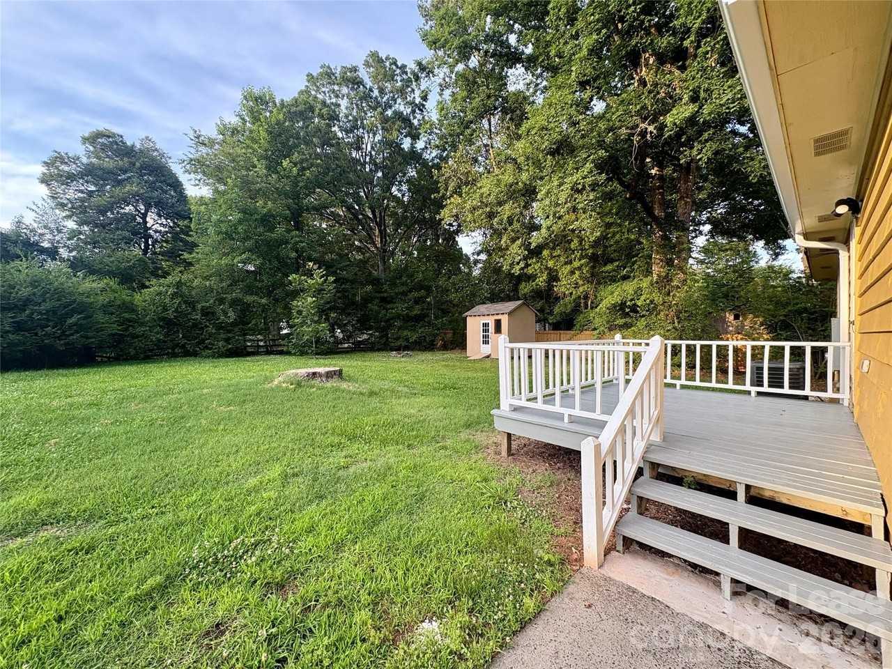 2800 Matoka Trl - Photo 6 of 33