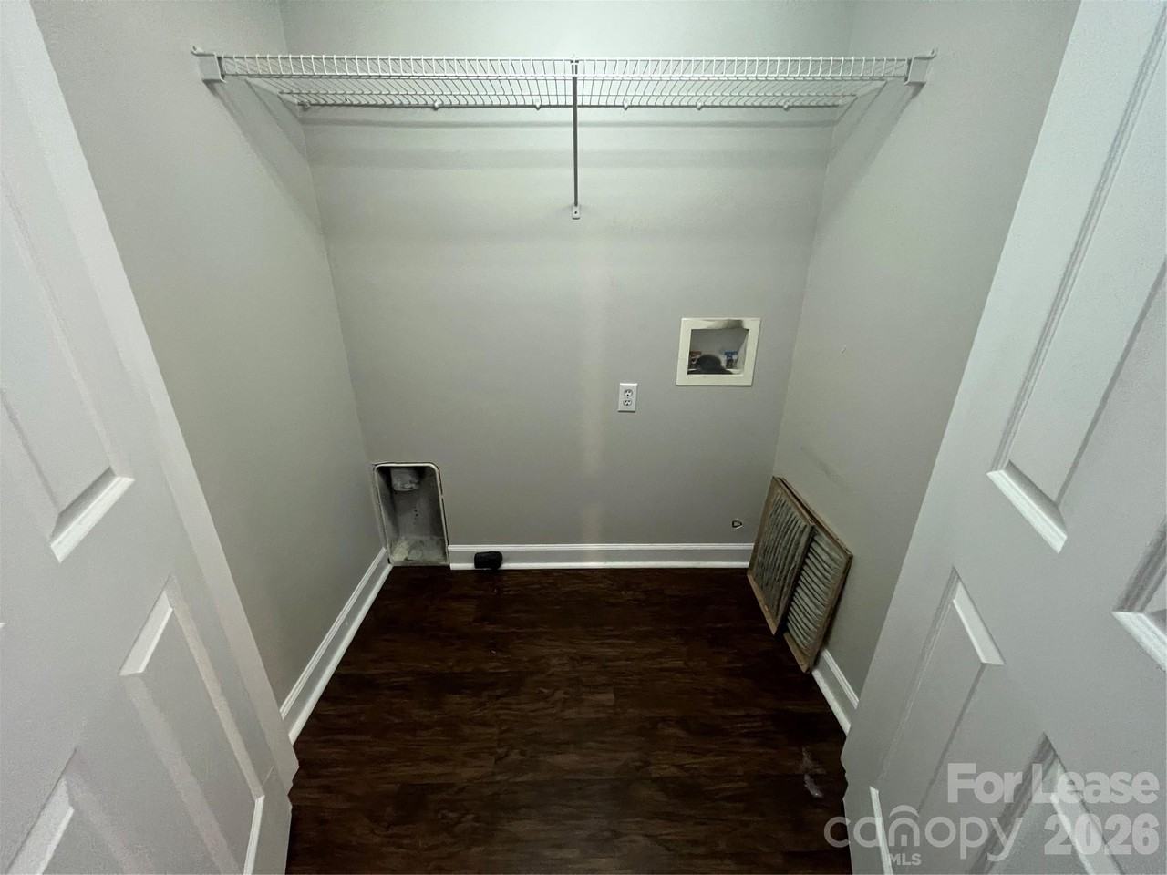 909 Rucker Cliff Dr - Photo 7 of 17